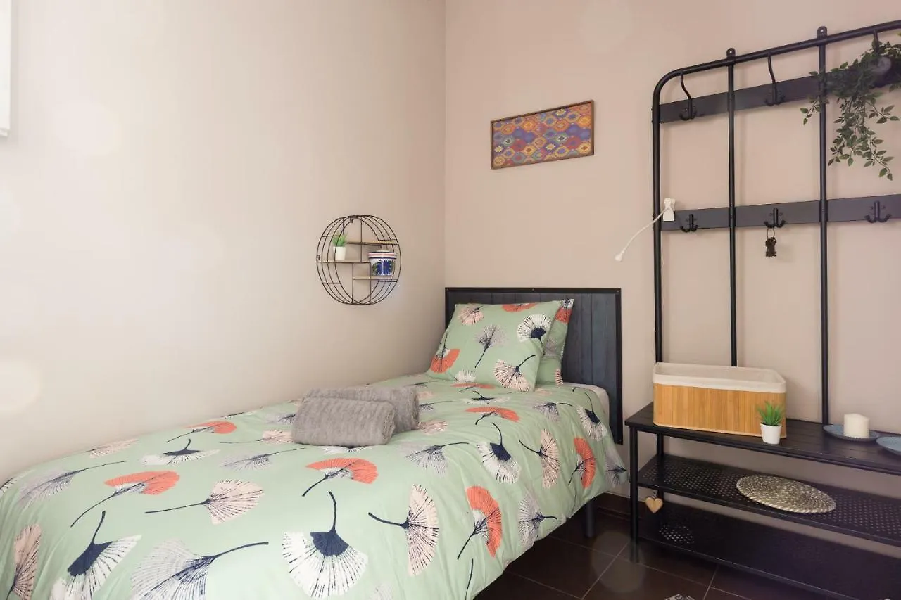 Apartament Friendly Family Poble-Sec Barcelona 0*,